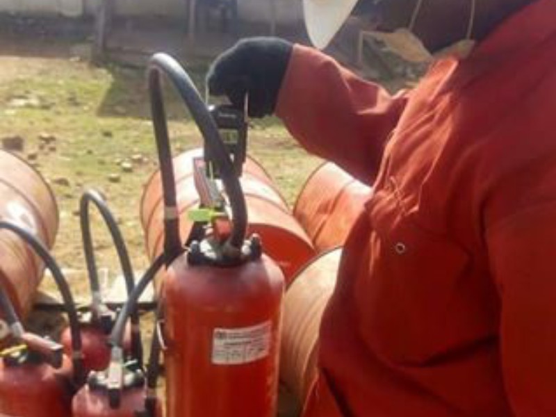 Mobilization and maintenance of fire extinguishers